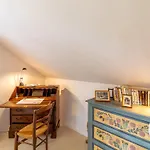 évasion Romantique Au Prieuré Avec Jardin En Anjou, Petit-déjeuner Inclus - Fr-1-622-63 Couette-café 3*