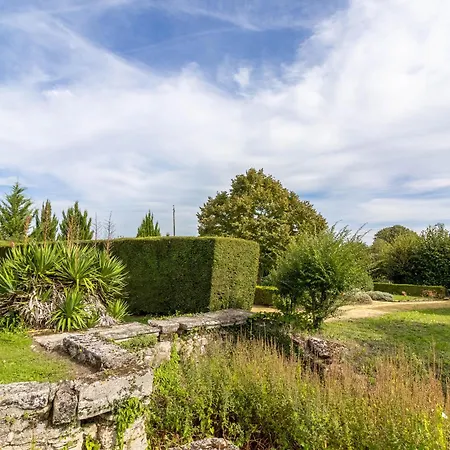Oda ve Kahvaltı Evasion Romantique Au Prieure Avec Jardin En Anjou, Petit-dejeuner Inclus - Fr-1-622-63 Doue-en-Anjou
